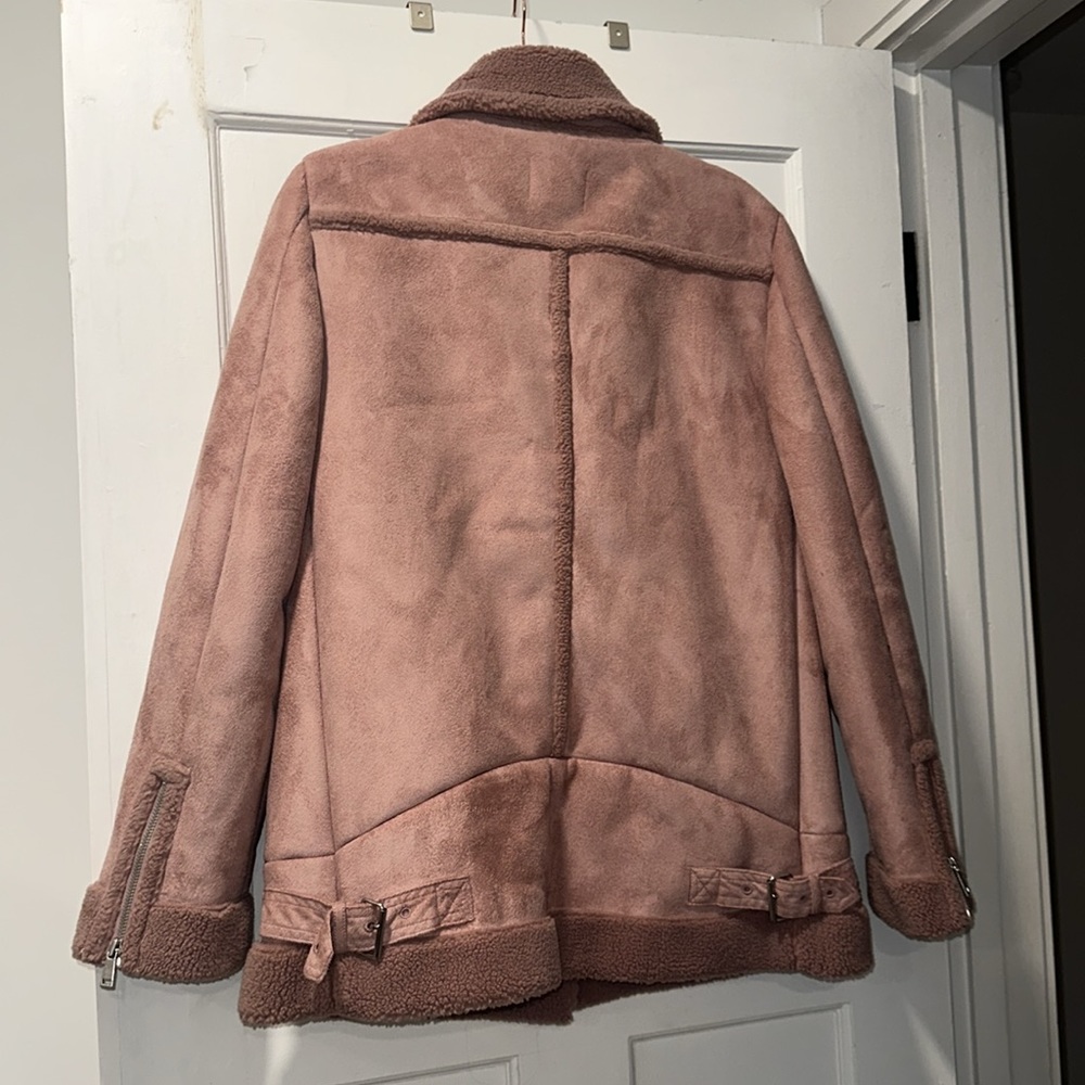 Pink suede loft jacket. - Picture 4 of 4